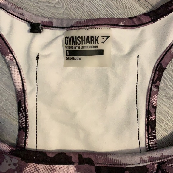 Gymshark purple camo RARE M with cell phone Pocket - Picture 4 of 5